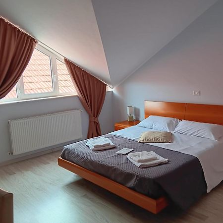Hotel Vila Veneto Temešvár Exteriér fotografie