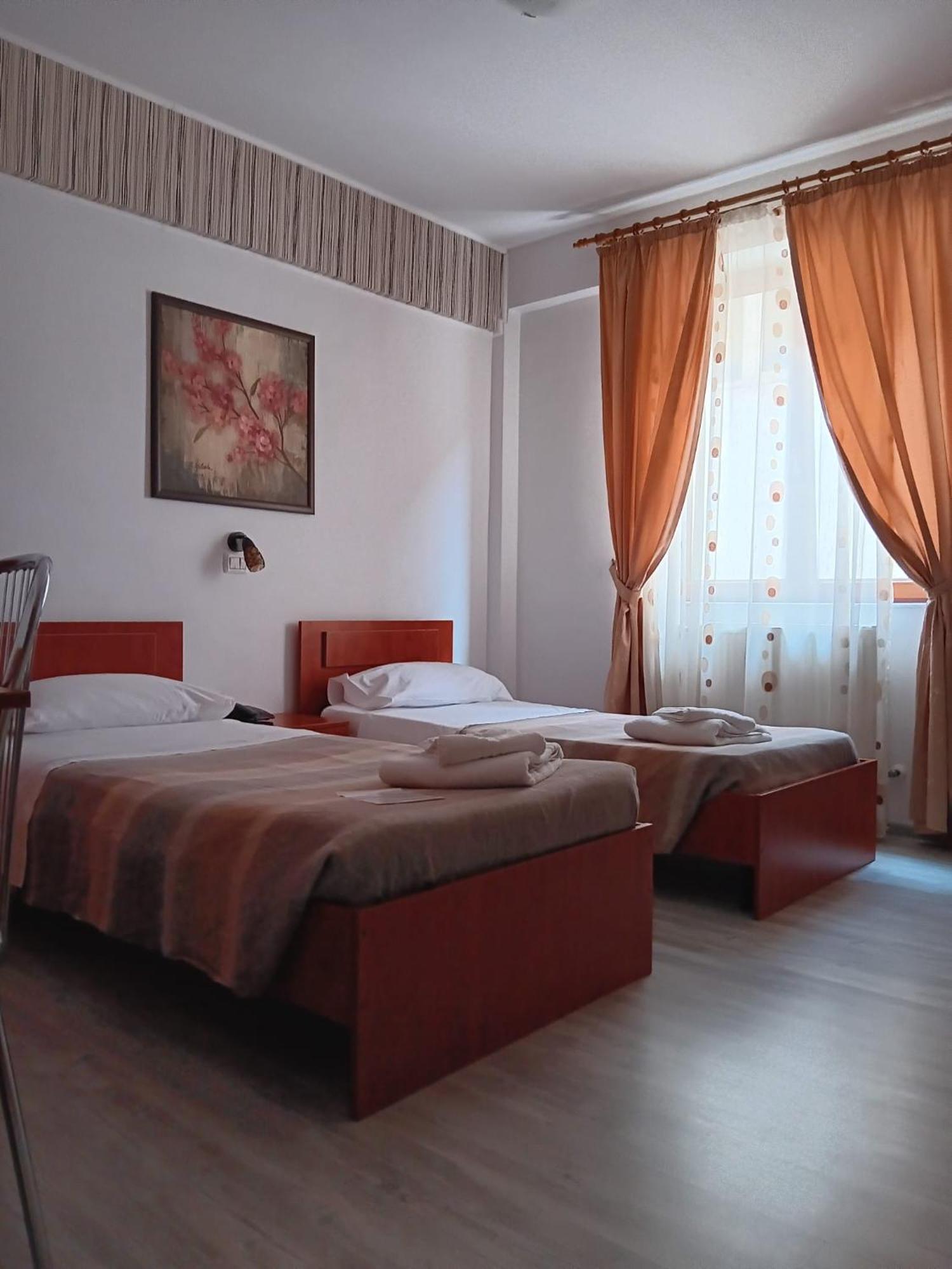 Hotel Vila Veneto Temešvár Exteriér fotografie