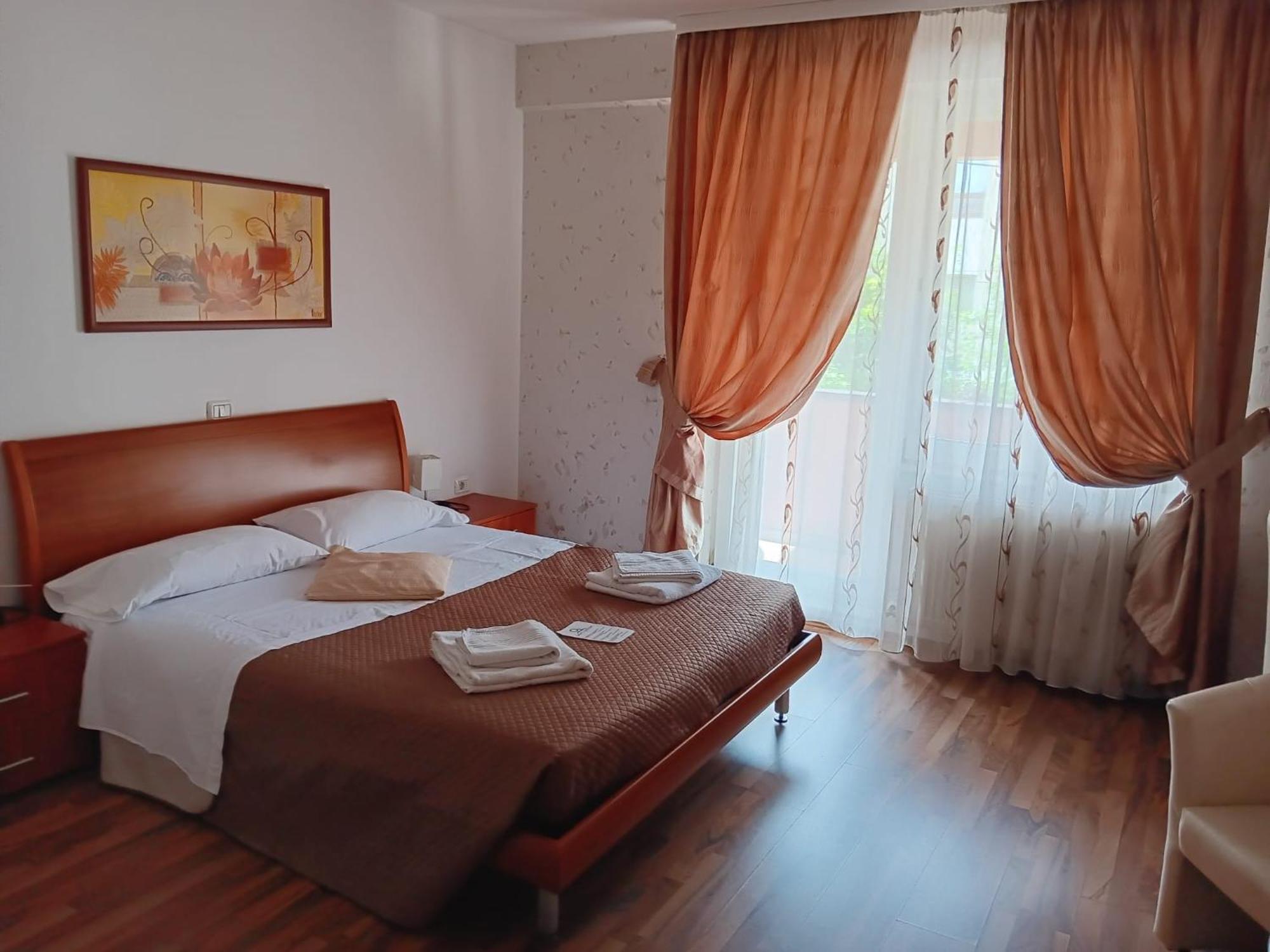 Hotel Vila Veneto Temešvár Exteriér fotografie