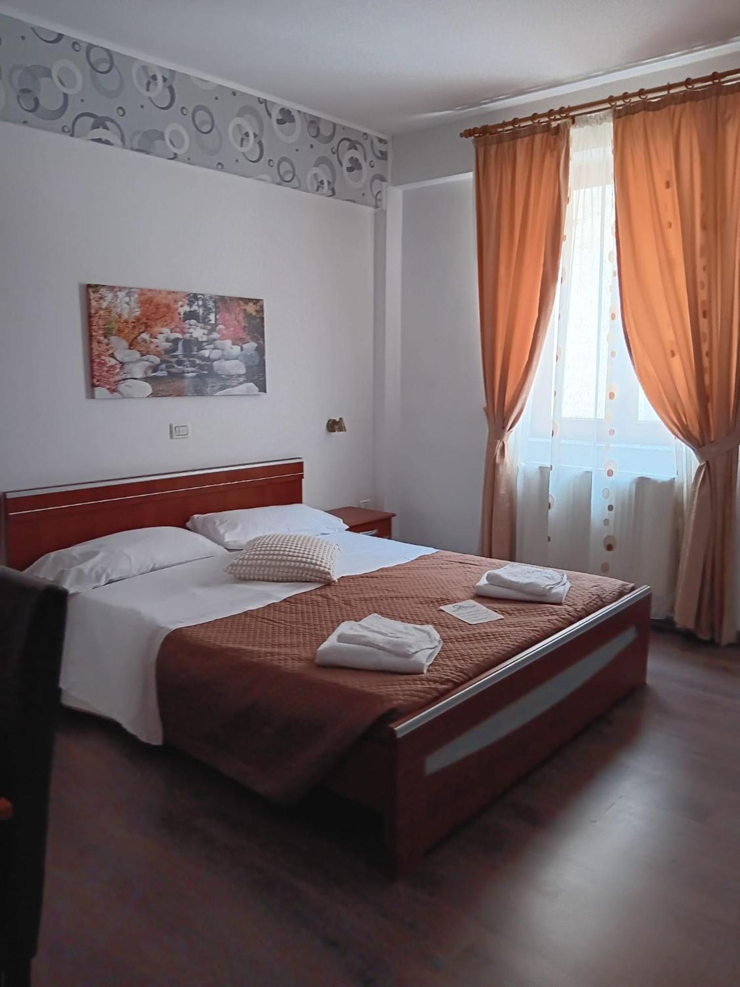 Hotel Vila Veneto Temešvár Exteriér fotografie